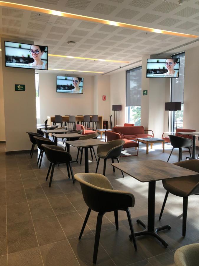 Galeria Plaza San Jeronimo Hotel Mexico City Ngoại thất bức ảnh VIP Lounge at the airport.